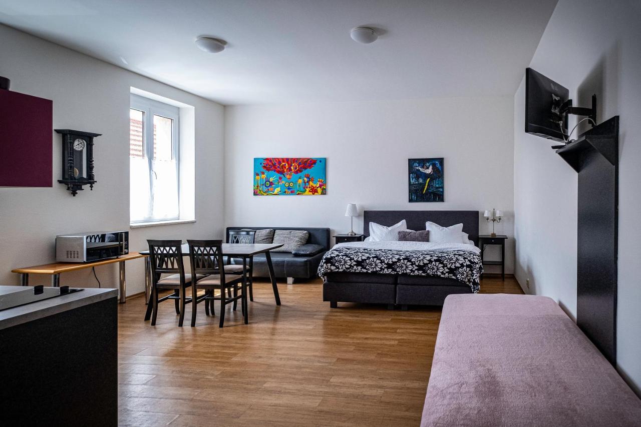 Apartmany Gulliver Mikulov Exterior photo