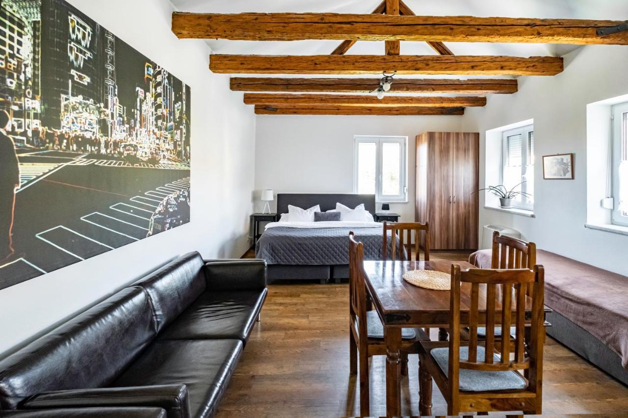 Apartmany Gulliver Mikulov Exterior photo