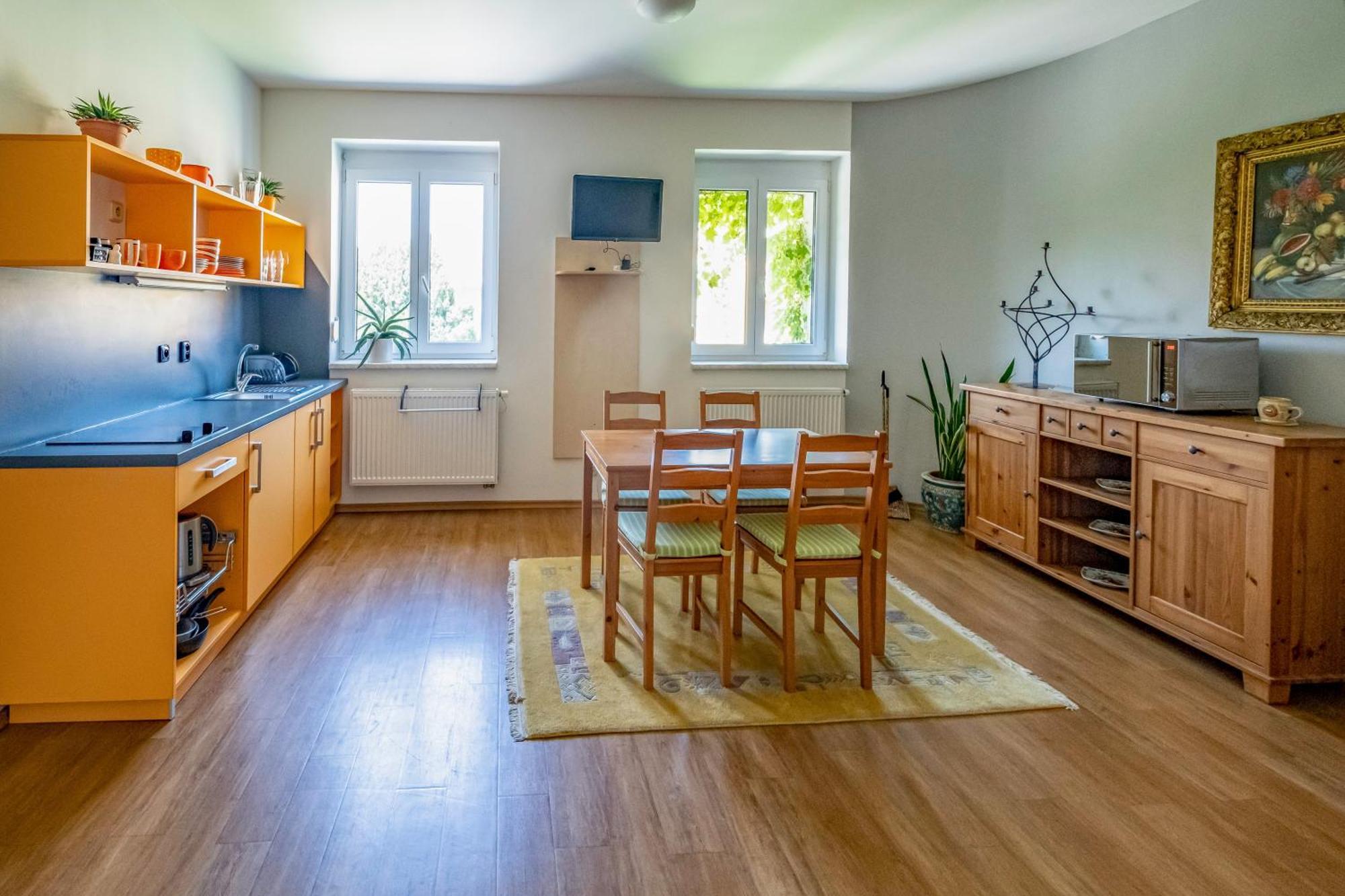 Apartmany Gulliver Mikulov Exterior photo
